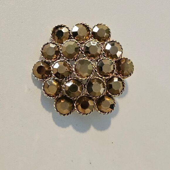 Vintage Weiss Gold Rhinestone Cluster Flower Brooch - Picture 4 of 6